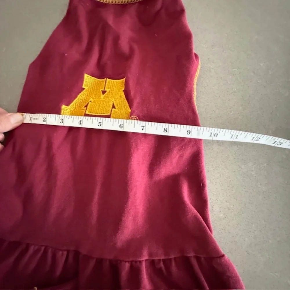 MN Minnesota Gophers Dog Maroon XL Dress (Fits small) Barely worn